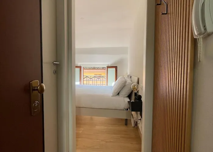 Апартаменты Monolocale In Centro Pomposa Hideaway Модена